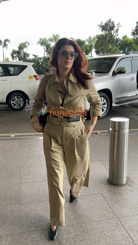 Photos: Varun Dhawan, Arjun Kapoor and Twinkle Khanna snapped at the airport