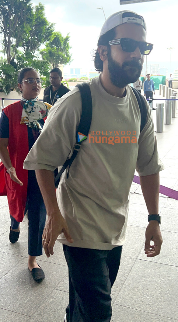 Photos: Janhvi Kapoor, Rajkummar Rao and Kabir Khan snapped at the airport