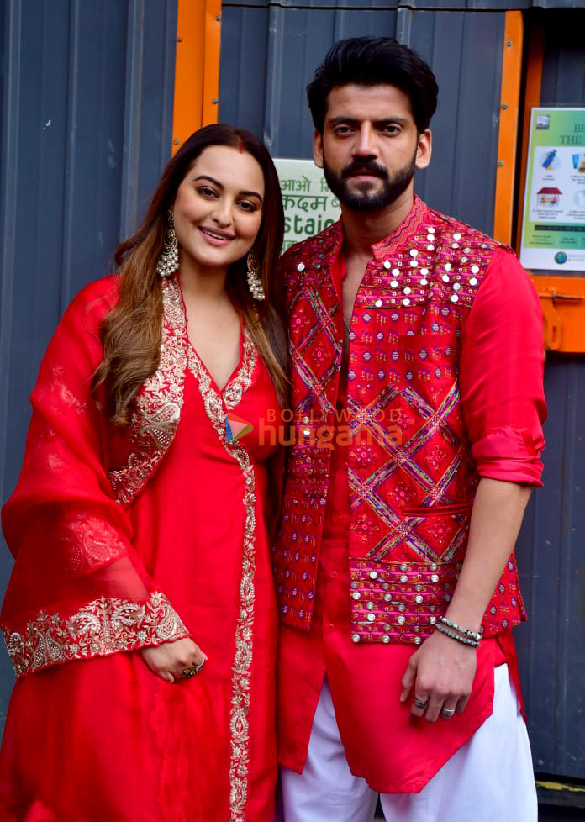 Photos: Sonakshi Sinha and Zaheer Iqbal snapped with Karisma Kapoor on the sets of India's Best Dancer