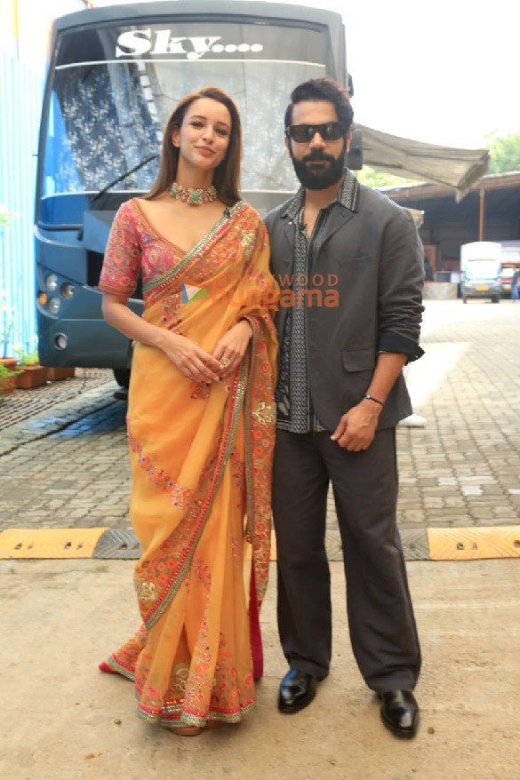 Photos: Triptii Dimri and Rajkummar Rao snapped promoting Vicky Vidya Ka Woh Wala Video at India's Best Dancer set