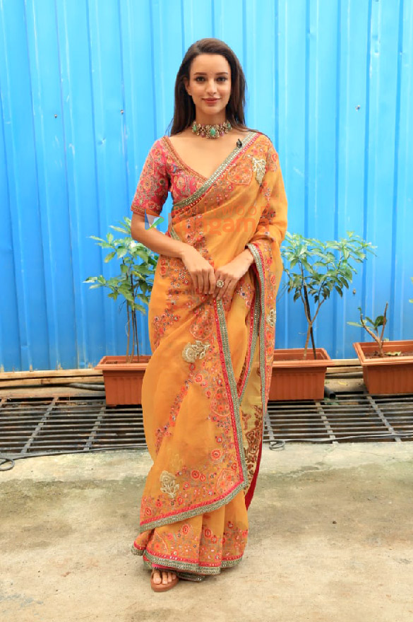 Photos: Triptii Dimri and Rajkummar Rao snapped promoting Vicky Vidya Ka Woh Wala Video at India's Best Dancer set