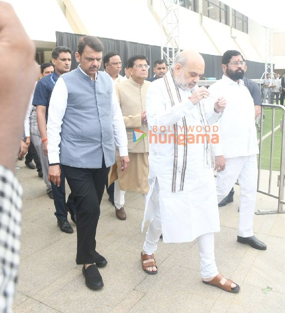 Photos: Aamir Khan, Kiran Rao and others attend the funeral of Ratan Tata
