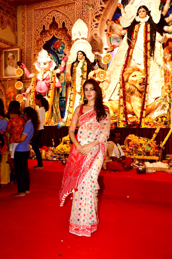 Photos Ajay Devgn, Kajol, Rani Mukerji, Alia Bhatt and others snapped during Durga Puja at North Bombay Sarbojanin