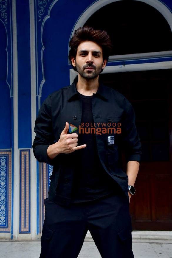 Photos: Kartik Aaryan, Vidya Balan, Triptii Dimri and others snapped at Bhool Bhulaiyaa 3 trailer launch at Raj Mandir Theater, Jaipur