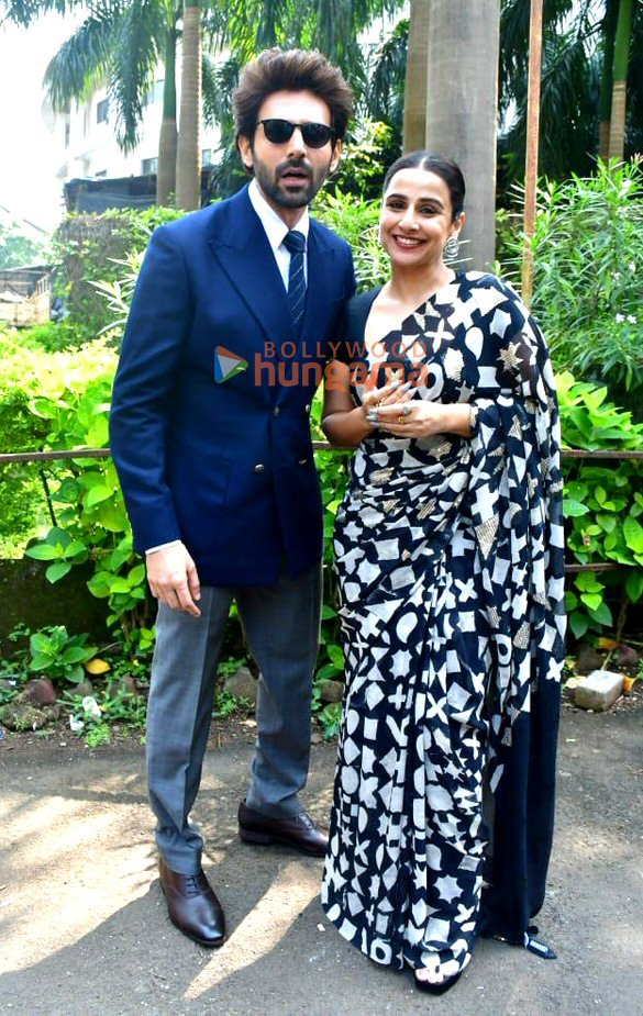 Photos: Kartik Aaryan and Vidya Balan snapped promoting Bhool Bhulaiyaa 3 on the sets of KBC 16