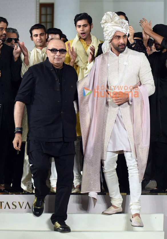 Photos: Ranbir Kapoor walks the ramp for Tarun Tahiliani in Delhi