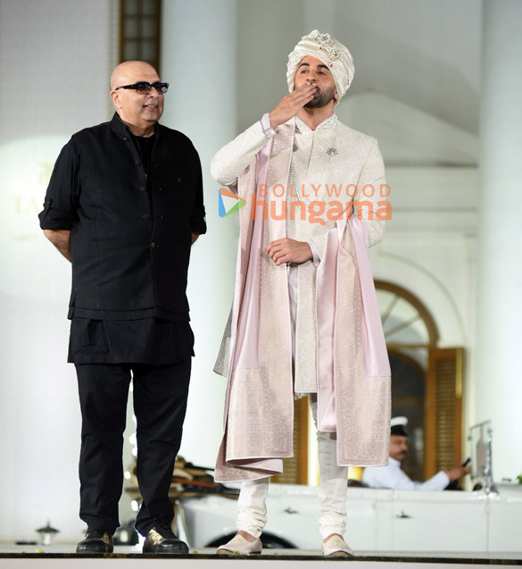 Photos: Ranbir Kapoor walks the ramp for Tarun Tahiliani in Delhi