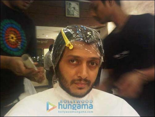 Mzaalo - How does Riteish Deshmukh maintain hair that's always a 10/10?  Asking for a friend. 😬 Celebrate his birthday and watch these movies, at  http://share.mzaalo.com/mobile-app #Mzaalo #UnlimitedEntertainment  #FreeEntertainment #RiteishDeshmukh ...