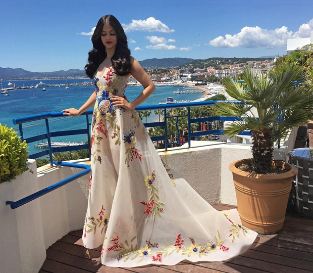 aishwarya rai princess dress Best looks of Aishwarya Rai Bachchan