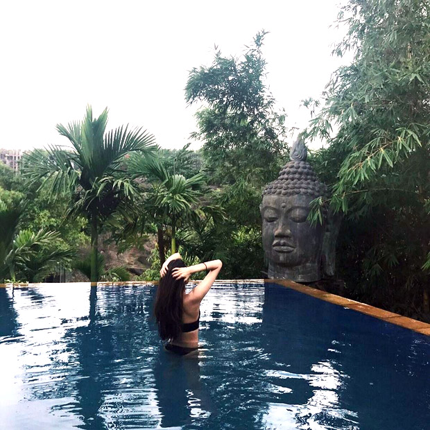 Athiya shetty bikini 2025