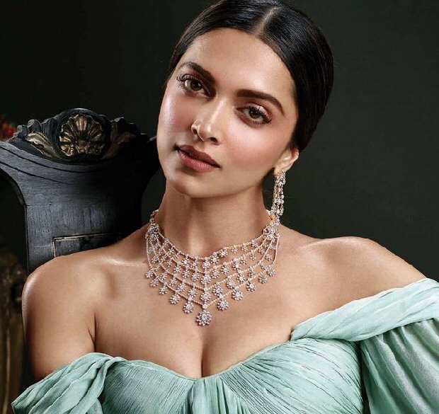 Deepika padukone diamond necklace sales