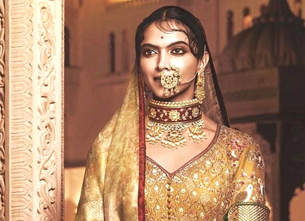 Box Office Padmaavat Beats Happy New Year Becomes Deepika Padukone S Highest Opening Weekend Grosser Bollywood Box Office Bollywood Hungama