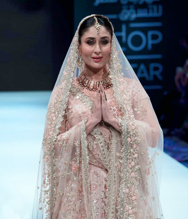 Kareena kapoor on sale pearl ring