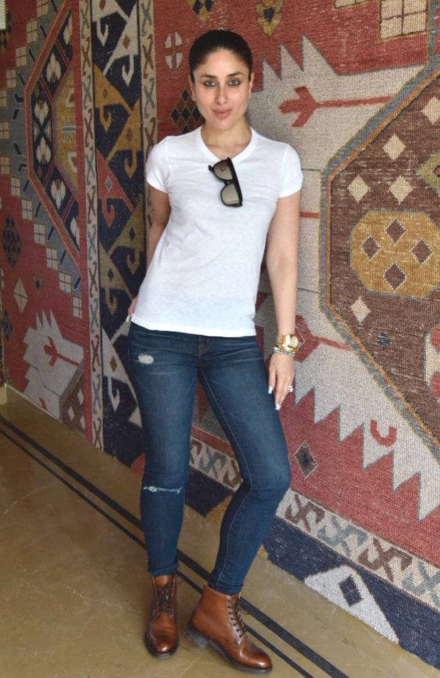 Gauri Khan hosts Kareena Kapoor Khan at her store Gauri Khan Designs Gauri Khan hosts Kareena Kapoor Khan at her store Gauri Khan Designs