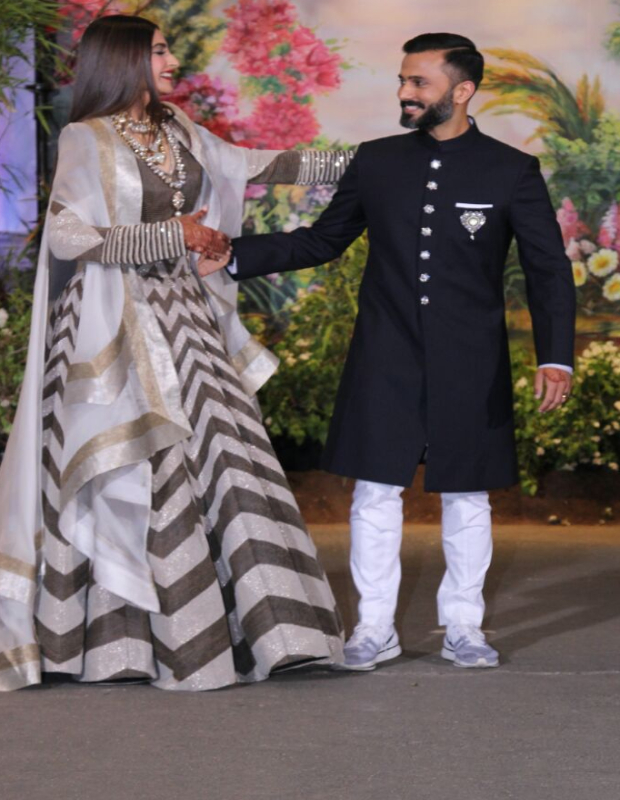Sonam Kapoor Wedding Venue, Sonam Wedding Images, Love Story – Sloshout Blog