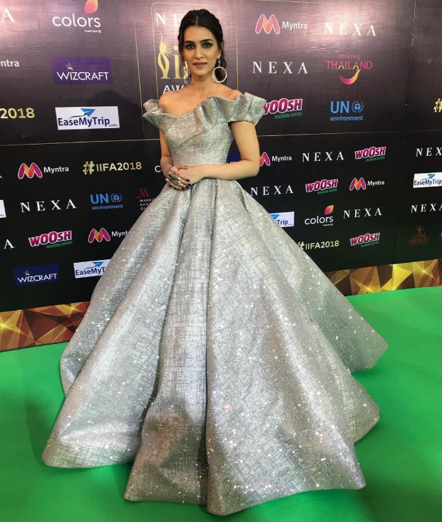 kriti sanon silver dress Kriti Sanon's Embellished ITRH Pantsuit Is Adding Year-End Sparkle To 2023 For The Cover Of Hello Magazine