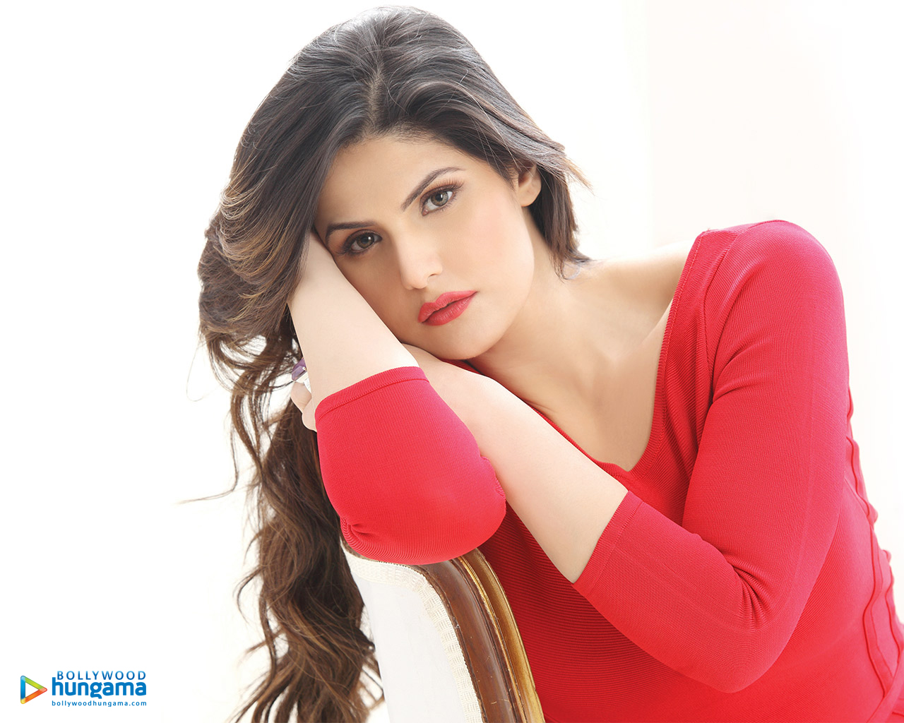 Zareen Khan Wallpapers | zareen-khan-1-33 - Bollywood Hungama