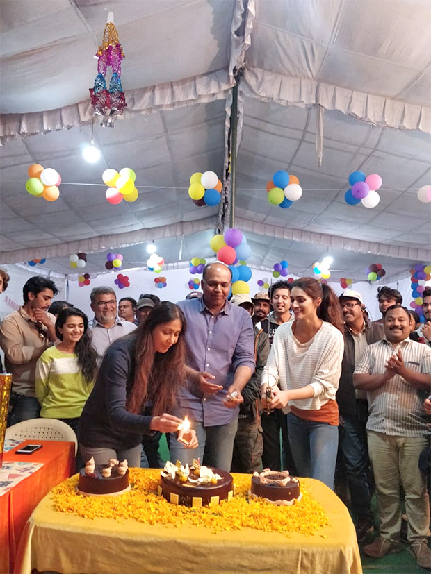 Kriti Sanon and the Panipat team celebrate Ashutosh Gowariker's birthday on the sets of their film