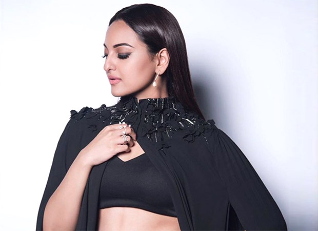 Sonakshi Sinha says everything she chases evades her so love will have to  come looking for her : Bollywood News - Bollywood Hungama