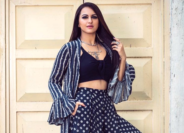 Sonakshi Sinha Sex X Video - Sonakshi Sinha shows how comfy is the new classy during Khandaani  Shafakhana promotions : Bollywood News - Bollywood Hungama