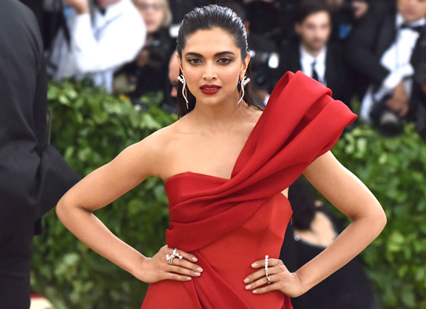 I want this dress,â€ comments Deepika Padukone on Victoria Beckham's post :  Bollywood News - Bollywood Hungama