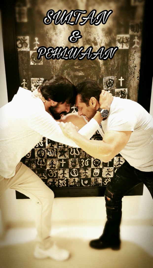 Sridevi Sudeep Xxx Video - Sultan meets Pehlwaan: Salman Khan and Kichcha Sudeep wrestle each ...