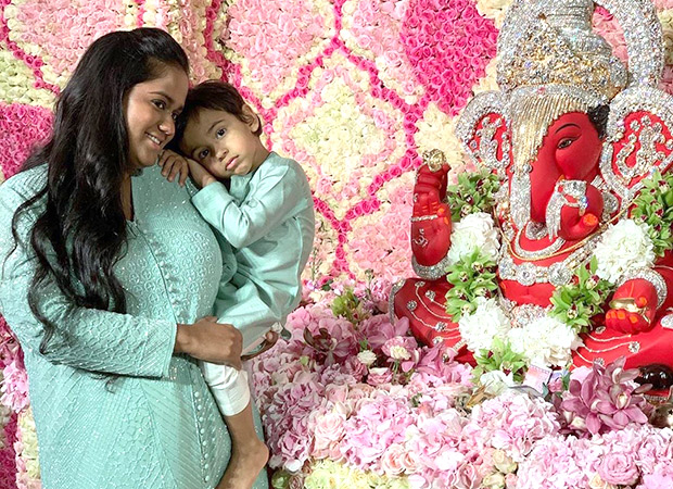 Ganesh Chaturthi awesome decorations at Arpita Khan house Tones of heavenly  blues see inside pictures: सलमान खान की छोटी बहन अर्पिता के गणपति डेकोरेशन  की तस्वीरें सोशल मीडिया पर छाईं