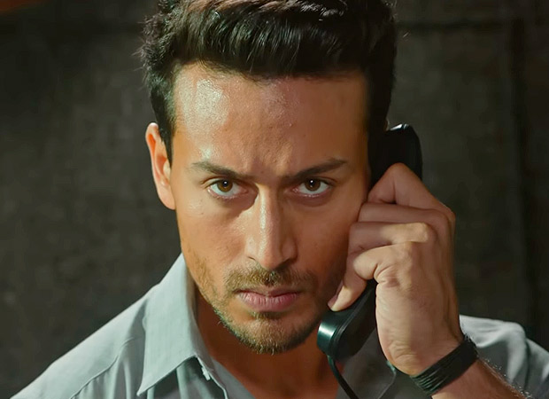 Tiger के Baaghi 2 वाले Hair Cut ने किया धमाल, इतने रूपये में हो रहा Hair  Cut - YouTube