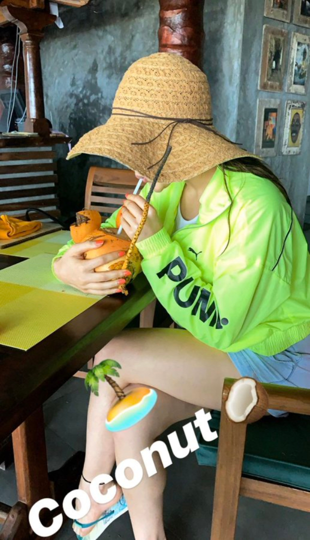 Sara Ali Khan gets her vacation mode on as she spends quality time with her gal pals in Sri Lanka