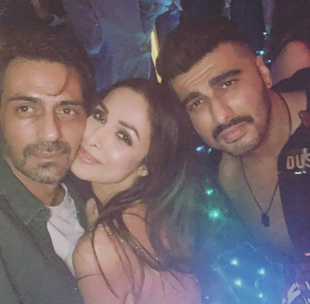 INSIDE VIDEOS: Malaika Arora dances like a dream, Arjun Kapoor, Kareena Kapoor Khan & others have a blast
