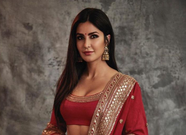 sabyasachi lehenga red