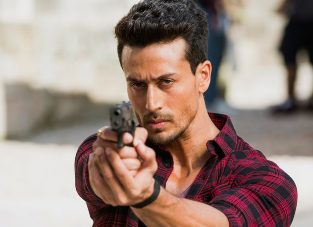 War Box Office Collections: War surpasses Baaghi 2; becomes Tiger Shroff's highest opening weekend grosser :Bollywood Box Office - Bollywood Hungama War Box Office Collections: War surpasses Baaghi 2; becomes Tiger Shroff's highest opening weekend grosser :Bollywood Box Office - Bollywood Hungama