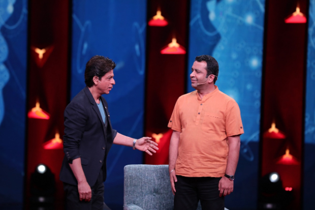 &ldquo;We owe a huge debt to the villagers of our country' - says Shah Rukh Khan