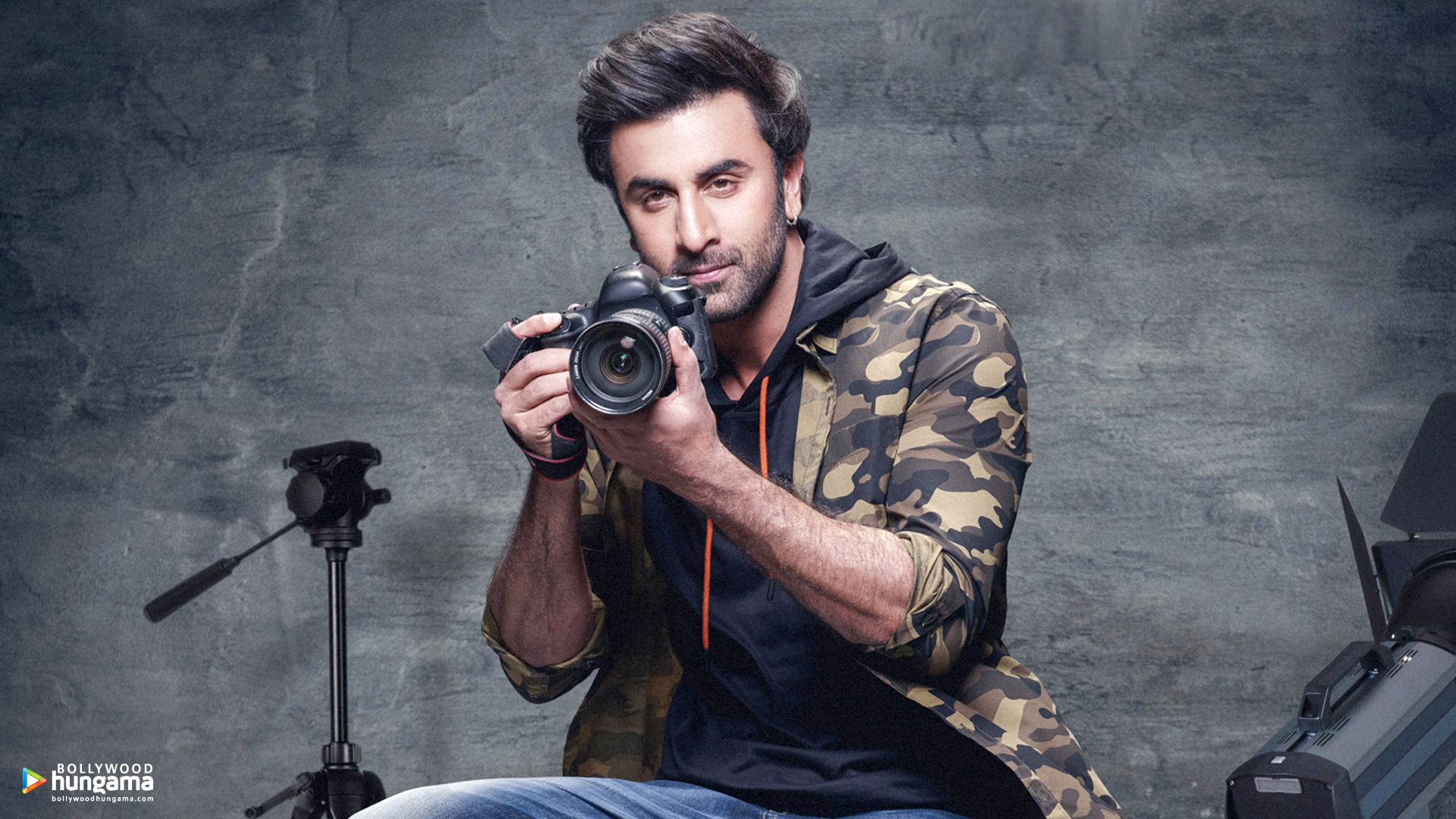 Ranbir Kapoor Wallpapers | ranbir-kapoor-1-5 - Bollywood Hungama Ranbir Kapoor Wallpapers | ranbir-kapoor-1-5 - Bollywood Hungama