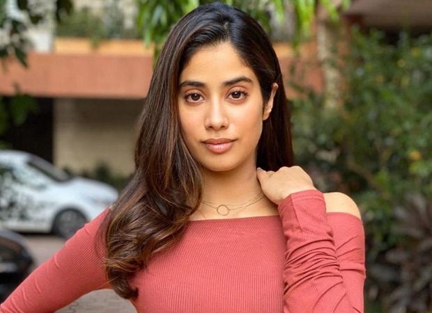 Janhvi Kapoor pens heartfelt note after one week in self-quarantine - "I can still smell my mother in her dressing room"