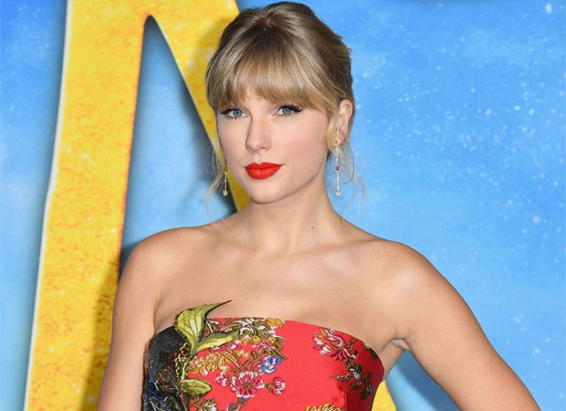 Taylor Swift donates $3,000 to several fans affected by coronavirus pandemic 