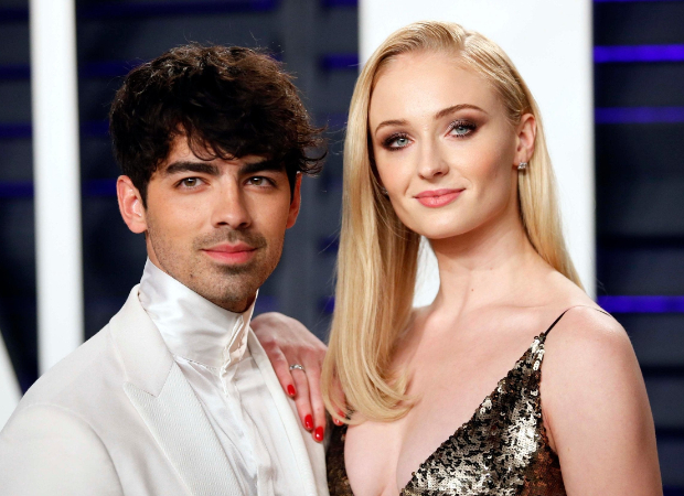 Joe Jonas makes chicken tikka masala for Sophie Turner