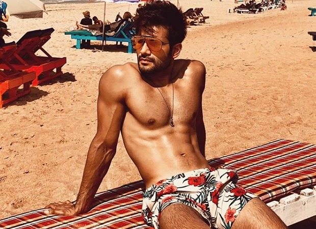 Karan Tacker is missing the beach life, shares a smoking hot shirtless picture