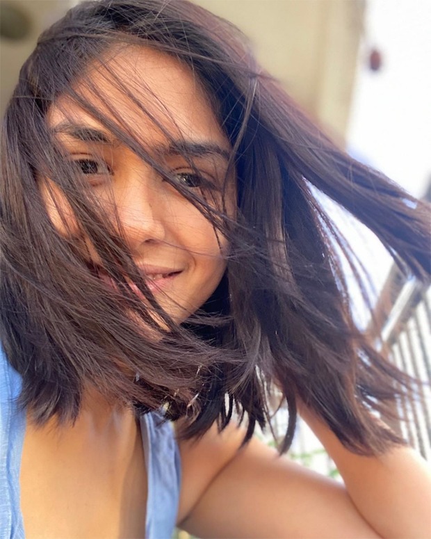 Jennifer Winget, Dia Mirza, Aneri Vajani and more join BBLUNT’s latest #GrowOutChallenge