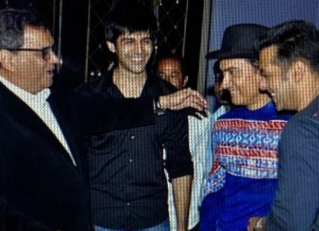 Subhash Ghai shares unseen picture of Kartik Aaryan with Salman Khan and Aamir Khan, Kartik responds