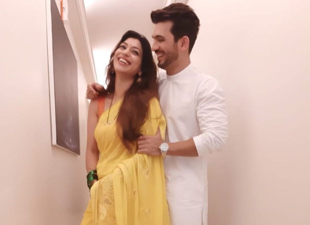 Arjun Bijlani celebrates his 7th wedding anniversary with wife Neha Swami and shares an aww-dorable video