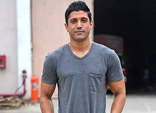 Farhan Akhtar donates consignment of PPE kits to Cama hospital in Mumbai