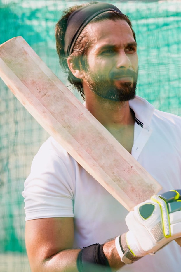Shahid Kapoor misses being on the sets of Jersey, shares photo : Bollywood  News - Bollywood Hungama