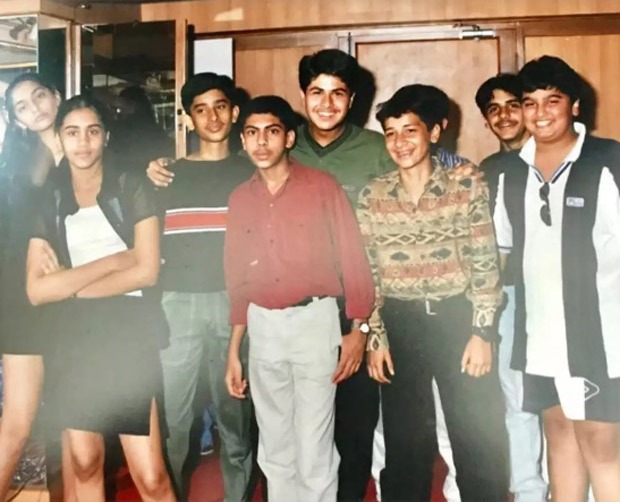 This old photo features Sonam Kapoor and Arjun Kapoor, can you spot them? This old photo features Sonam Kapoor and Arjun Kapoor, can you spot them?