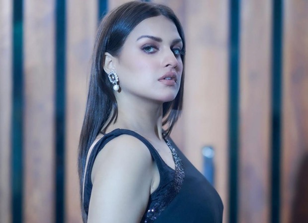 Himanshi Khurana of Bigg Boss 13 undergoes the test for COVID-19 after staying unwell for two days, awaits the results