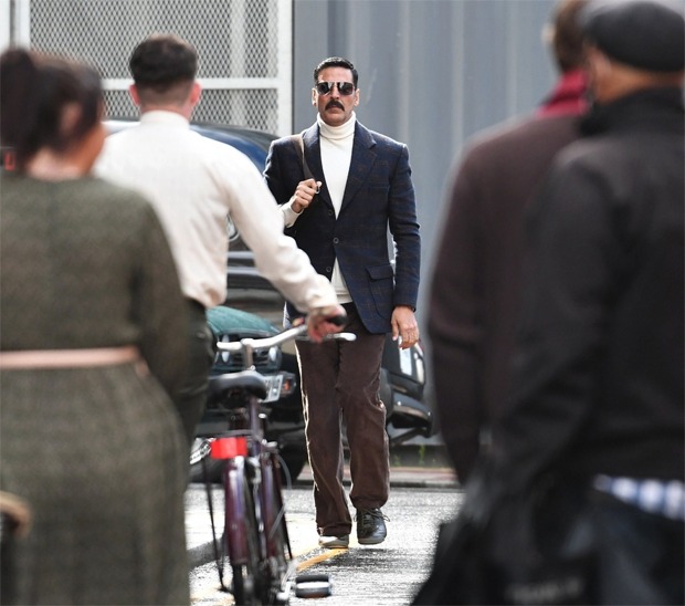 Bellbottom: Akshay Kumar dons retro look for his spy role in the leaked photos from Scotland 