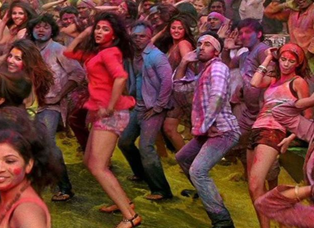 देखें: ये जवानी है दीवानी के गाने बलम पिचकारी के पर्दे के पीछे क्या था:  बॉलीवुड समाचार - बॉलीवुड हंगामा