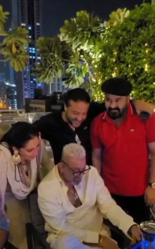 Mohanlal celebrates Diwali with Sanjay Dutt and family in Dubai; pics go viral