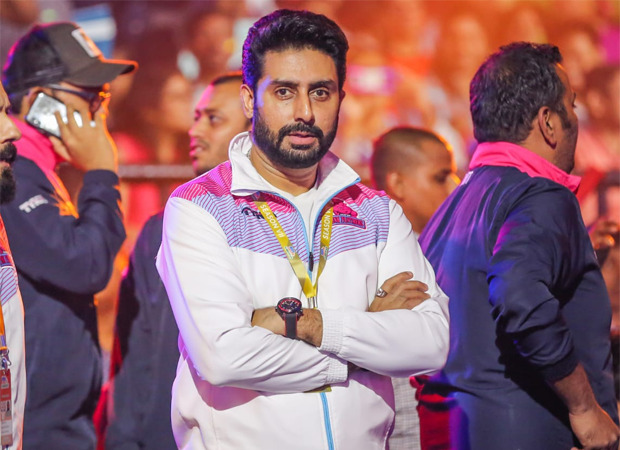 WATCH Abhishek Bachchan gets candid with Jaipur Pink Panthers family
