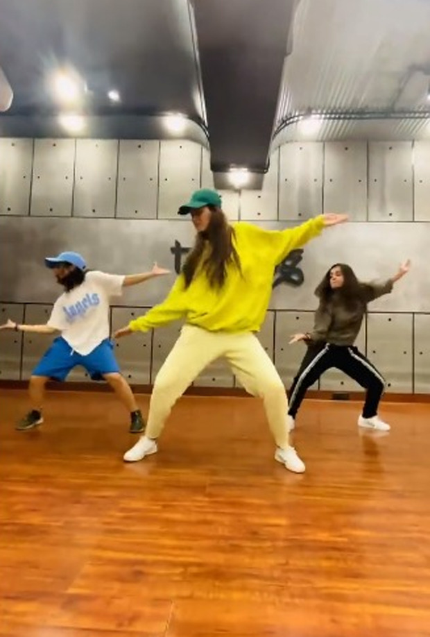Disha Patani impresses with her groovy moves on Saweetie's viral song 'Tap In' Disha Patani impresses with her groovy moves on Saweetie's viral song 'Tap In'